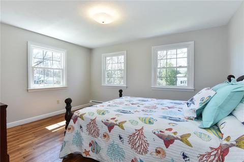 422 Red Chimney Dr, Warwick, RI 02886 photo 32