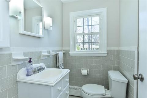 422 Red Chimney Dr, Warwick, RI 02886 photo 26
