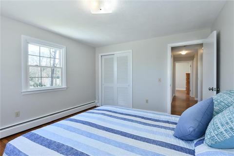 422 Red Chimney Dr, Warwick, RI 02886 photo 31