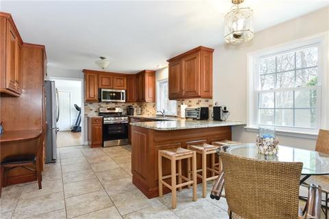 422 Red Chimney Dr, Warwick, RI 02886 photo 20