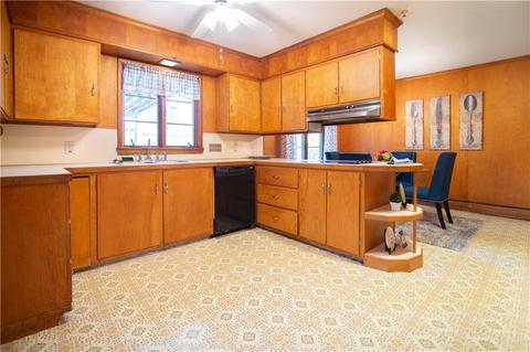 44 Algonquin Dr, Warwick, RI 02888 photo 18