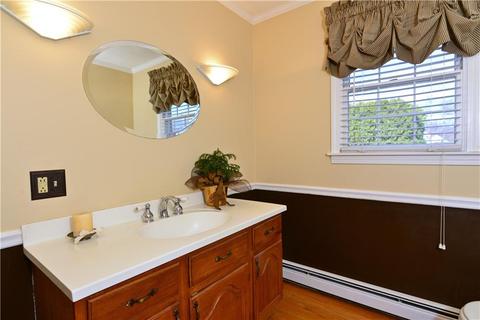 95 Paddock Dr, Warwick, RI 02886 photo 16