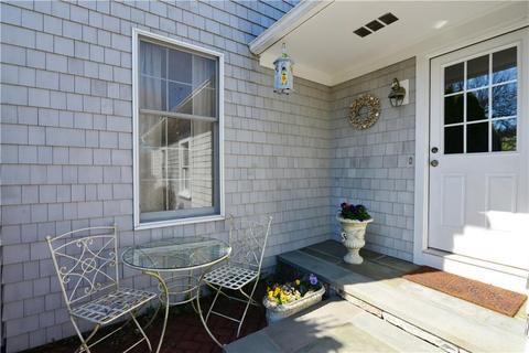 95 Paddock Dr, Warwick, RI 02886 photo 5