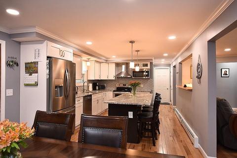27 Daniel Dr, Coventry, RI 02816 photo 9