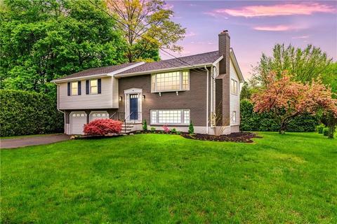 40 Rachel St, Woonsocket, RI 02895 photo 1