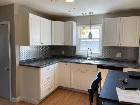 30 Desrochers Ave, Woonsocket, RI 02895 photo 5