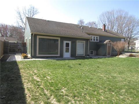 163 Beacon Ave, Woonsocket, RI 02895 photo 21