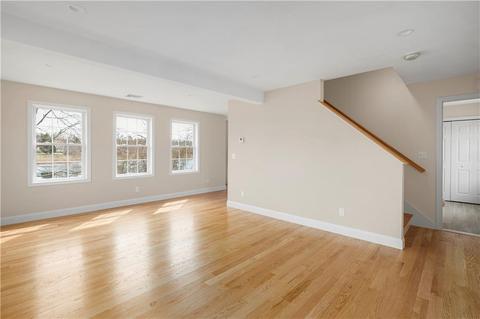 36 Edgemere Ave, Warwick, RI 02889 photo 11