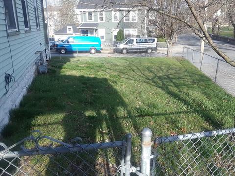 12 7th Ave, Woonsocket, RI 02895 photo 17