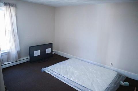 12 7th Ave, Woonsocket, RI 02895 photo 9