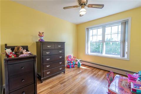 216 Burrington St, Woonsocket, RI 02895 photo 7