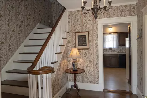 38 Upland Rd, Woonsocket, RI 02895 photo 3