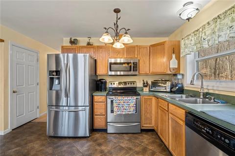 54 Rood Rd, Hampton, CT 06247 photo 5