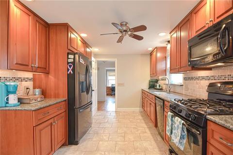 114 Burt St, Warwick, RI 02886 photo 7