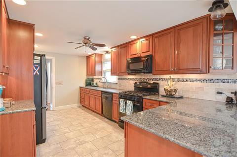 114 Burt St, Warwick, RI 02886 photo 5