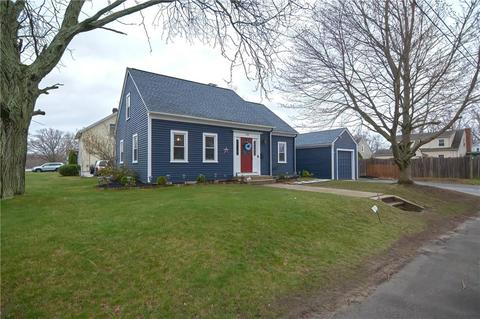 114 Burt St, Warwick, RI 02886 photo 3