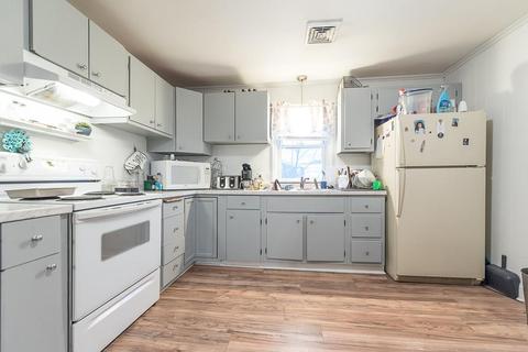 51 Dana St, Woonsocket, RI 02895 photo 8