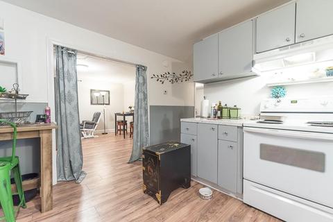 51 Dana St, Woonsocket, RI 02895 photo 9