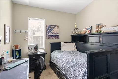 7 Ray St, Coventry, RI 02816 photo 9