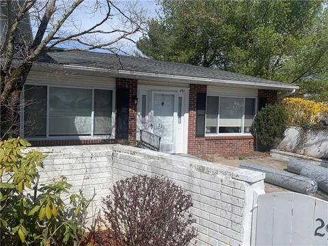 291 Chatham Cir, Warwick, RI 02886 photo 3