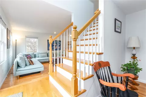 279 Claypool Dr, Warwick, RI 02886 photo 19