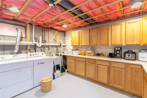 279 Claypool Dr, Warwick, RI 02886 photo 30