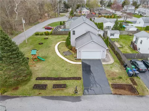 279 Claypool Dr, Warwick, RI 02886 photo 37