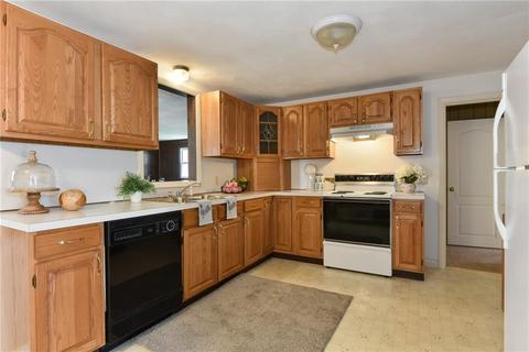 10 Princeton Ave, Coventry, RI 02816 photo 11