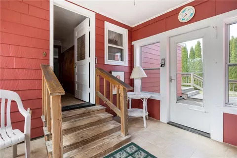 119 Knight St, Woonsocket, RI 02895 photo 8