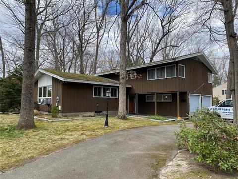 486 Red Chimney Dr, Warwick, RI 02886 photo 1