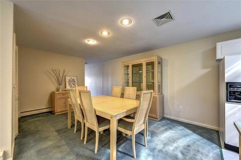 722 Manomet Ct, Warwick, RI 02886 photo 14
