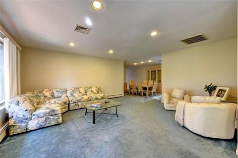 722 Manomet Ct, Warwick, RI 02886 photo 7