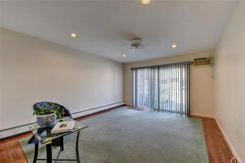 722 Manomet Ct, Warwick, RI 02886 photo 31