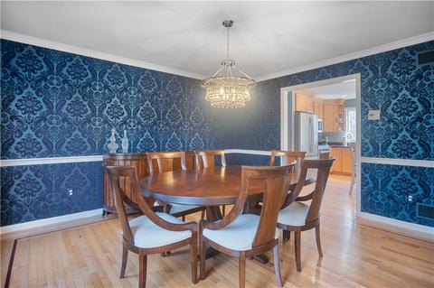 14 Jay Ct, Cranston, RI 02921 photo 5