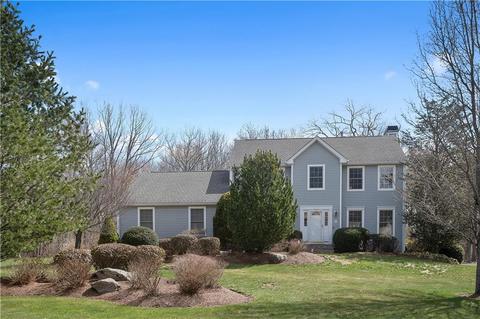 14 Jay Ct, Cranston, RI 02921 photo 1