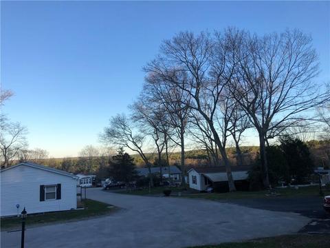 9 Five Elms Cir, Coventry, RI 02816 photo 4