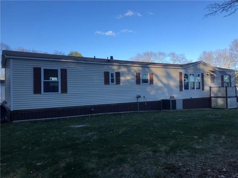 9 Five Elms Cir, Coventry, RI 02816 photo 3