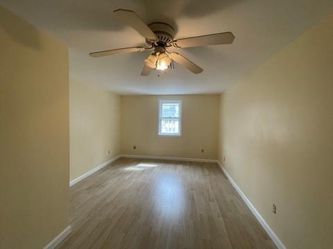 141 Moore St, Warwick, RI 02889 photo 4