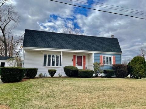 141 Moore St, Warwick, RI 02889 photo 1
