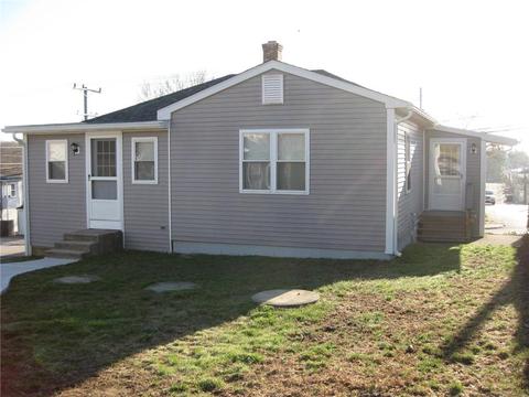 90 Read Ave, Coventry, RI 02816 photo 1