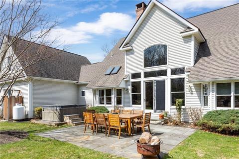 154 Kingston Rd, Exeter, RI 02822 photo 6