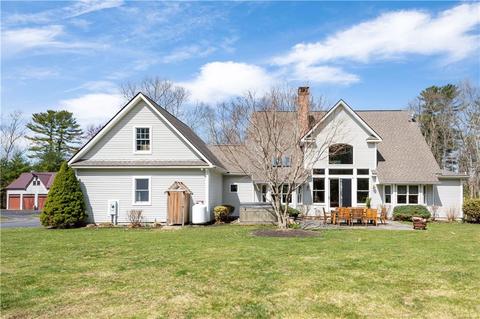154 Kingston Rd, Exeter, RI 02822 photo 4