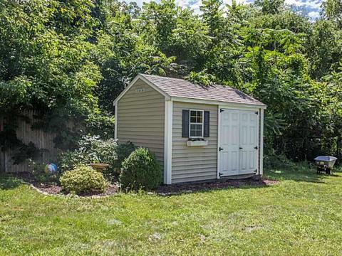 140 E Wallum Lake Rd, Pascoag, RI 02859 photo 6