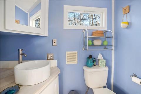 44 Staples Ave, Warwick, RI 02886 photo 15