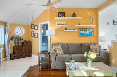 44 Staples Ave, Warwick, RI 02886 photo 13