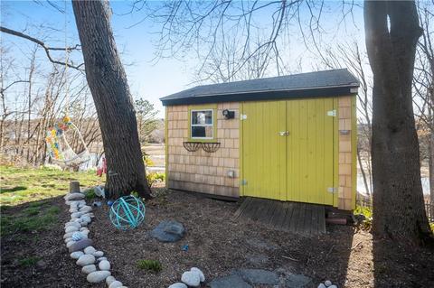 44 Staples Ave, Warwick, RI 02886 photo 6