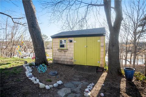 44 Staples Ave, Warwick, RI 02886 photo 5