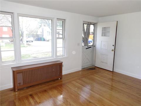 195 Grayson Ave, Warwick, RI 02886 photo 4