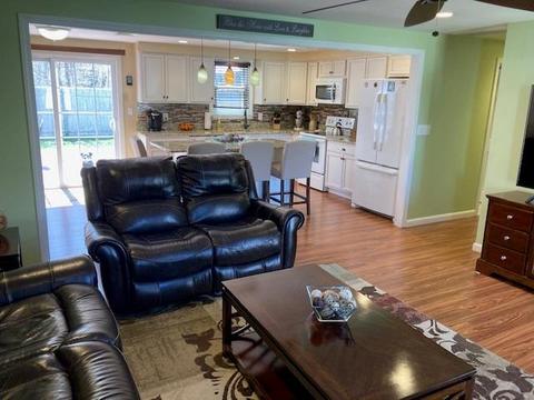 52 Star St, Warwick, RI 02888 photo 5
