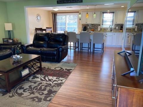 52 Star St, Warwick, RI 02888 photo 4